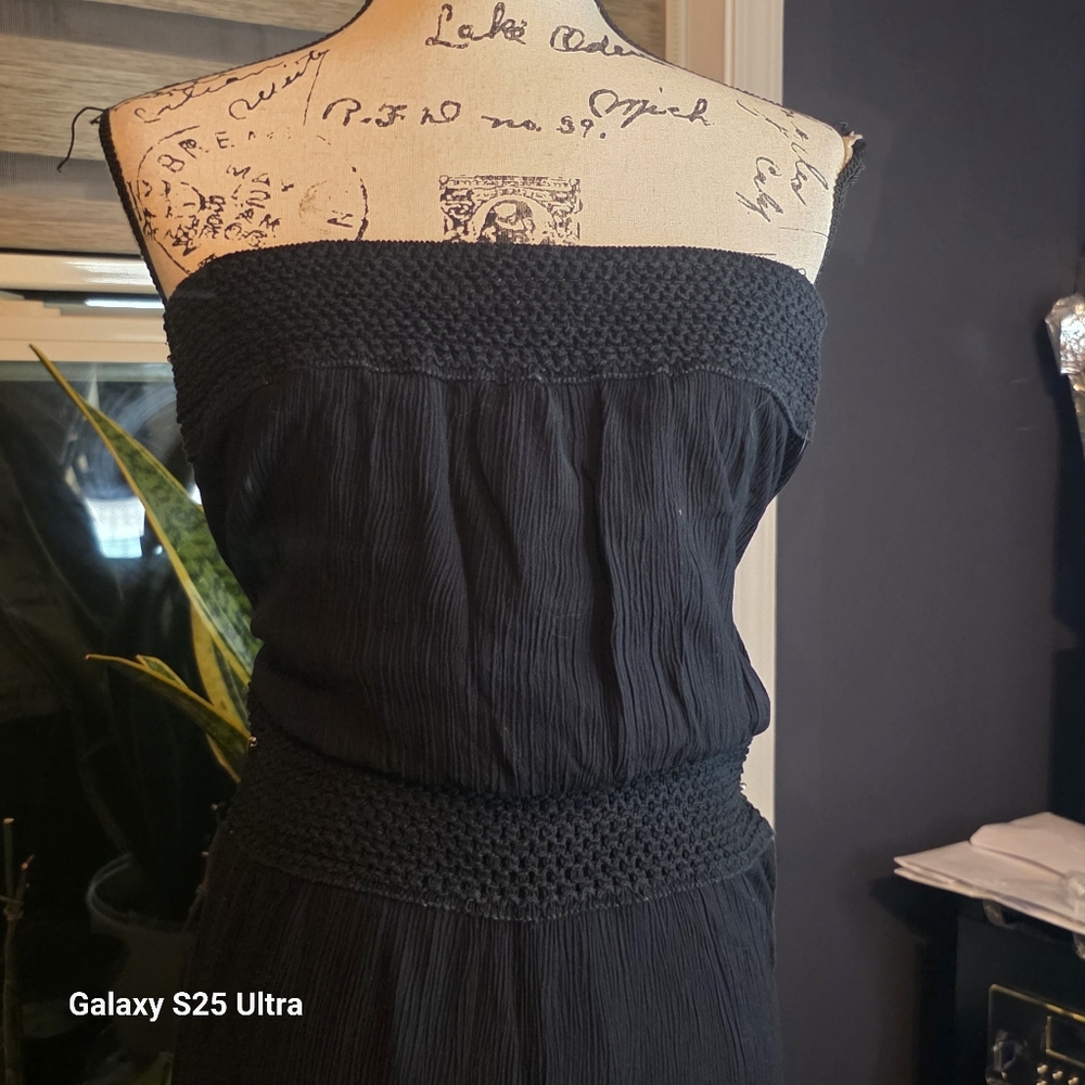 Elegant Black Strapless Jumpsuit - Picture 4 of 7